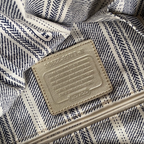 Authentic Coach Purse - Picture 5 of 5